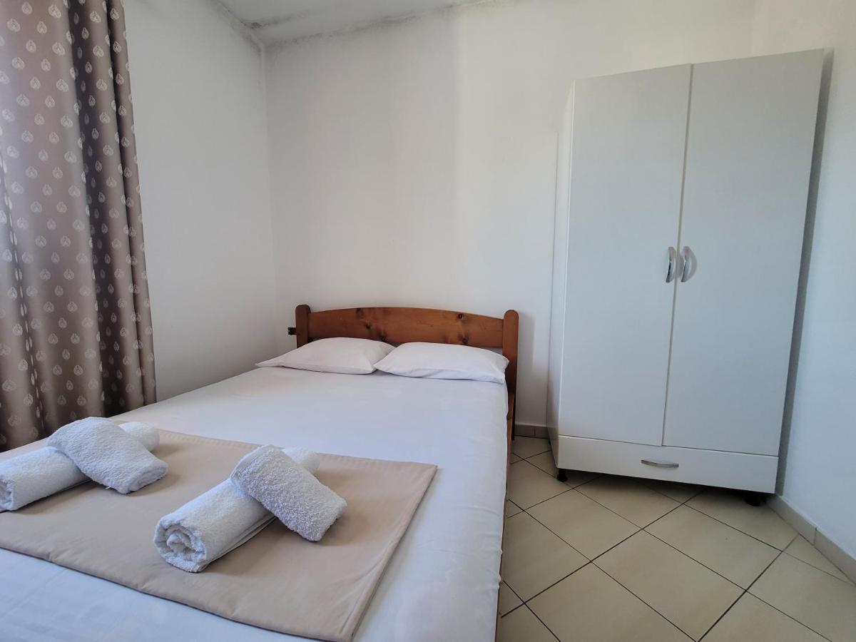 Guesthouse Veliaj Ksamil Luaran gambar