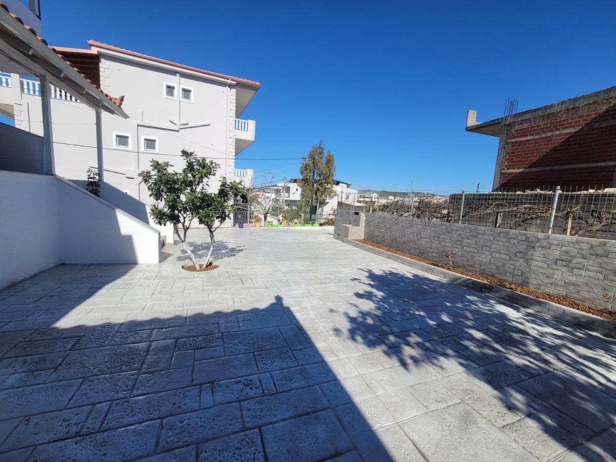 Guesthouse Veliaj Ksamil Luaran gambar