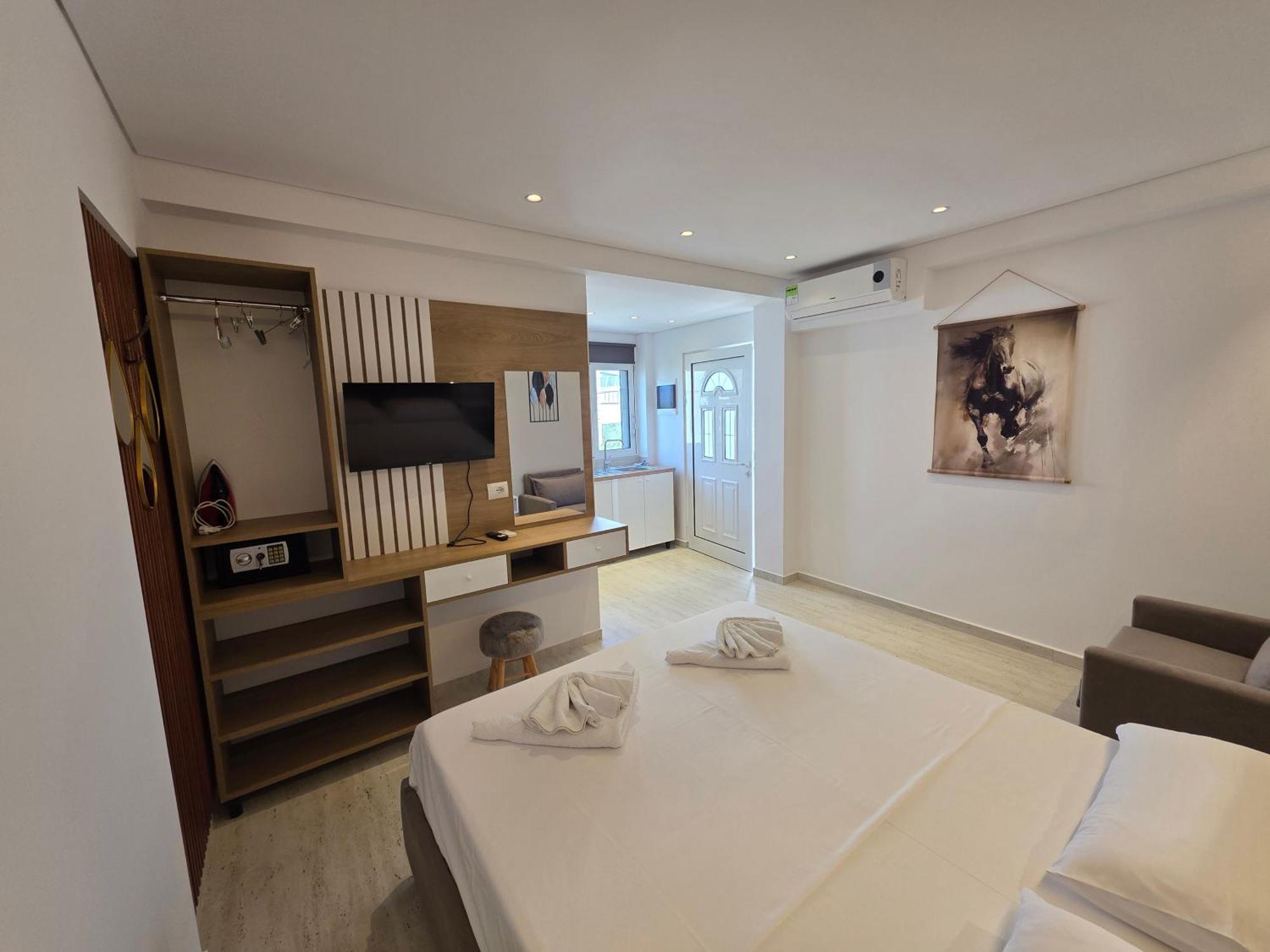 Guesthouse Veliaj Ksamil Luaran gambar