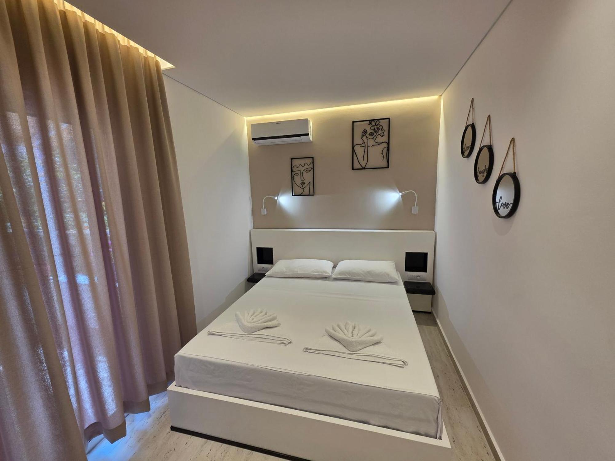 Guesthouse Veliaj Ksamil Luaran gambar