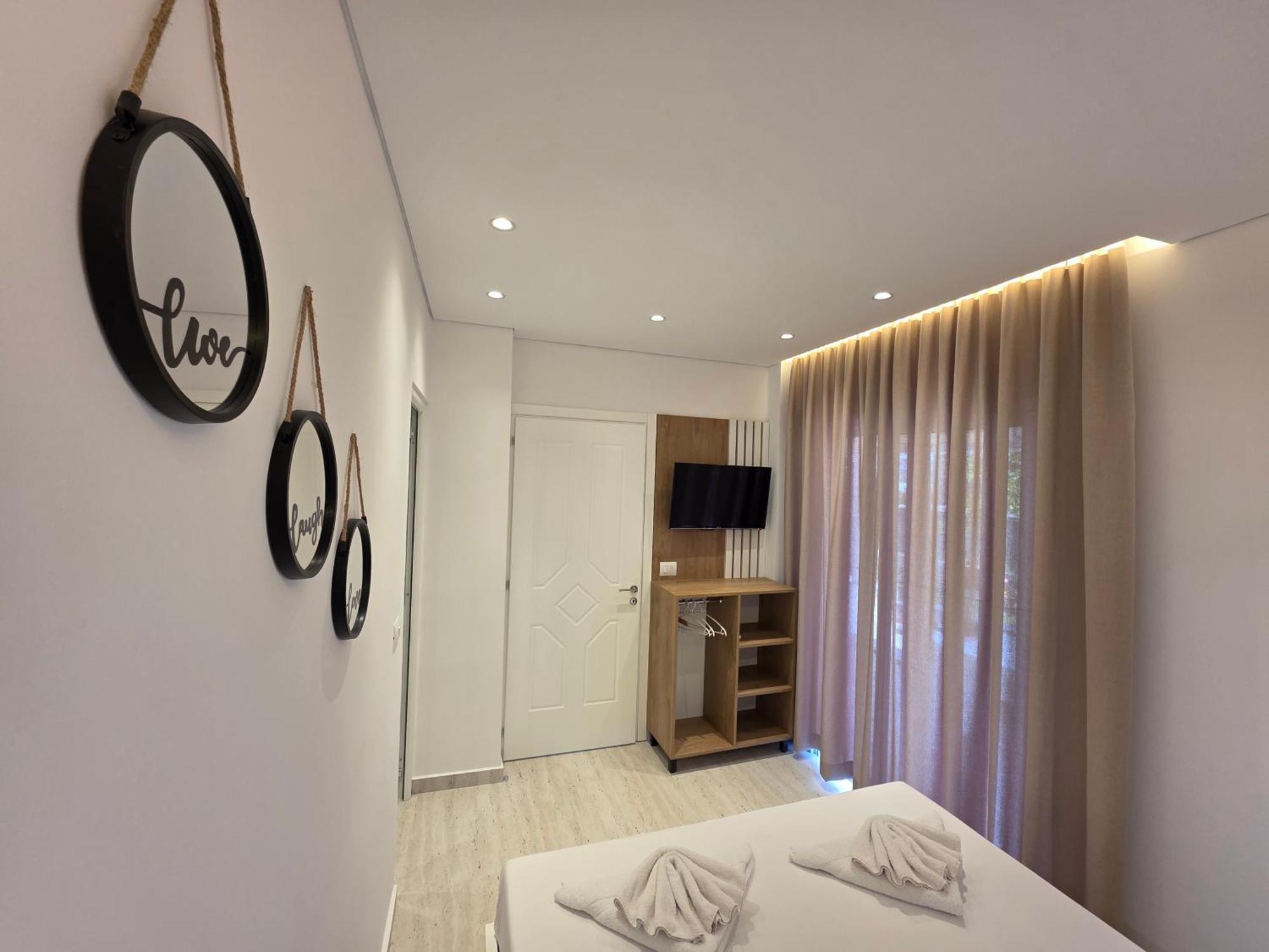 Guesthouse Veliaj Ksamil Luaran gambar